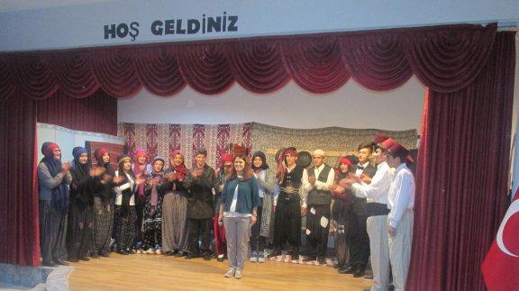 Derinkuyu Zeliha Ekmekci Anadolu İmam Hatip Lisesinden Tiyatro Gösterisi