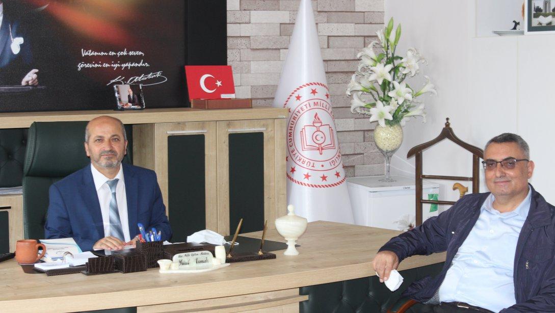 Nevşehir Öğretmenevi Müdürü  Seyrani İPEK'ten Milli Eğitim Müdürümüz Sayın Yücel İRMAK'a Ziyaret