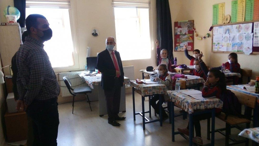 İlçe Milli Eğitim Müdürü Yücel İRMAK , Özlüce'de Okullarımızı Ziyaret Etti