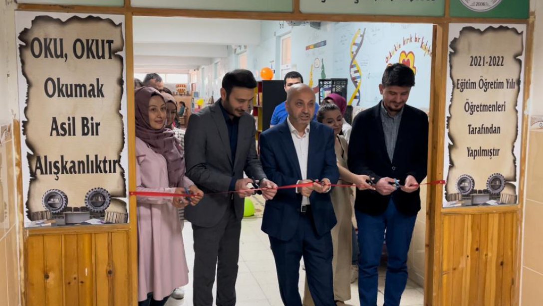 Derinkuyu Mehmet Akif Ersoy Ortaokulu'nda Geri Dönüşüm Kütüphanesinin Açılışı Yapıldı