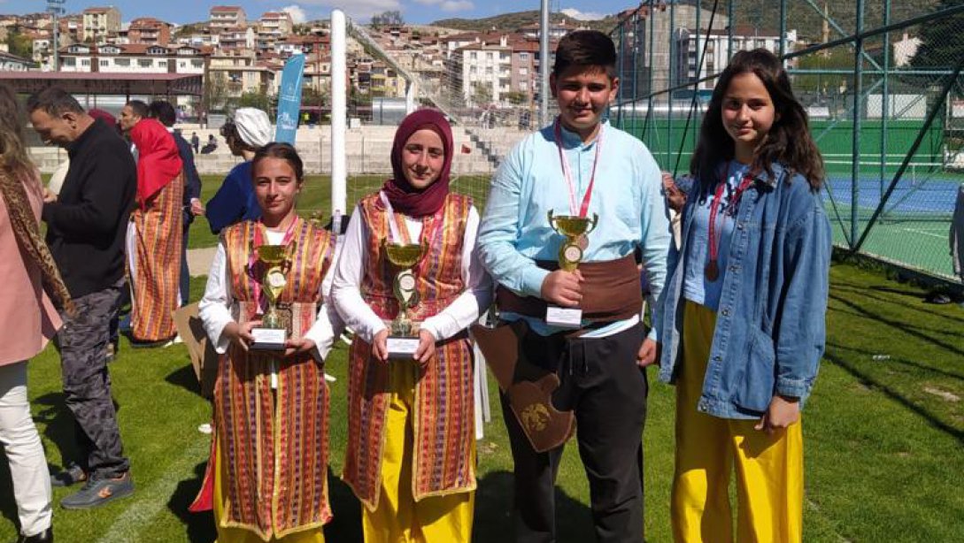 Suvermez İlkokulu ve Ortaokulu Öğrencilerinin, Geleneksel Türk Okçuluğu Yarışmasındaki Başarıları