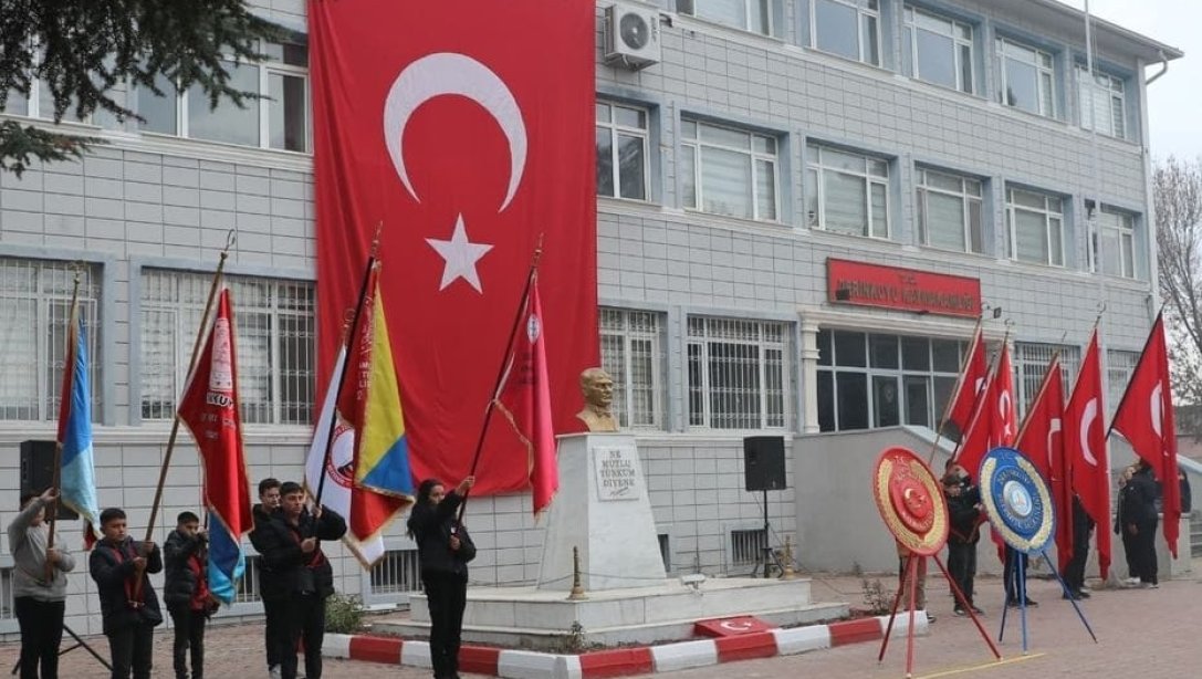 Başöğretmen Gazi Mustafa Kemal Atatürk'ü Vefatının 86. Yılında Saygı ve Minnetle Anıyoruz...